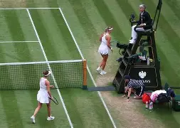 开云APP-阿扎伦卡迎来十二赛季出色发挥，TL观众热烈欢呼！-开云APP