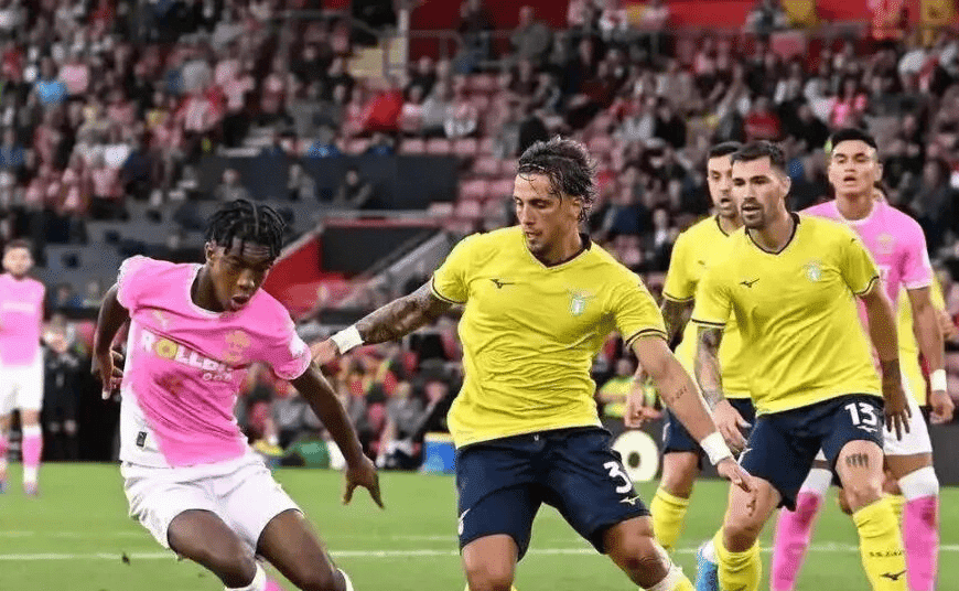 开云APP-关于里尔再遭质疑备战意大利杯今晨孟菲斯灰熊调整名单，网友：里昂围绕法国杯再遭质疑的信息-开云APP